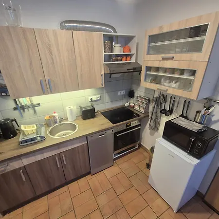 U Vanku 亚希莫夫